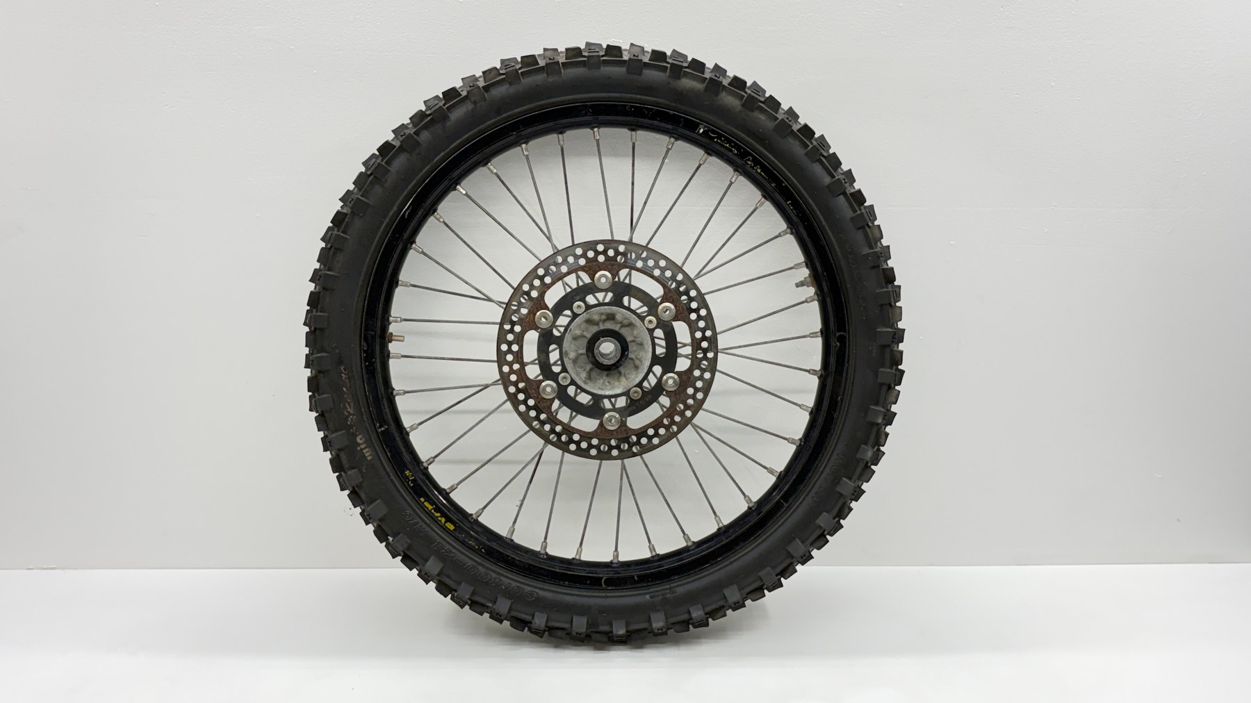 04-05 Kawasaki KX250F OEM Front Wheel Assembly Tire Black Excel 21" 41090-1154