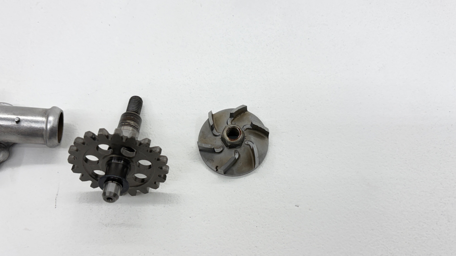 01-13 Yamaha YZ250F OEM Water Pump Assembly Impeller Engine MX 5DH-12451-00-00