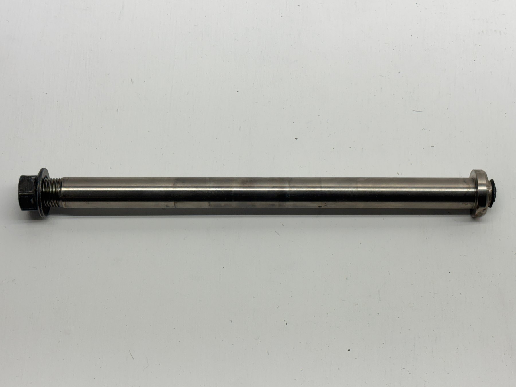 07-09 KTM 250XCF OEM Swingarm Axle Swing Arm Nut Spindle Pivot Bolt 77304037000